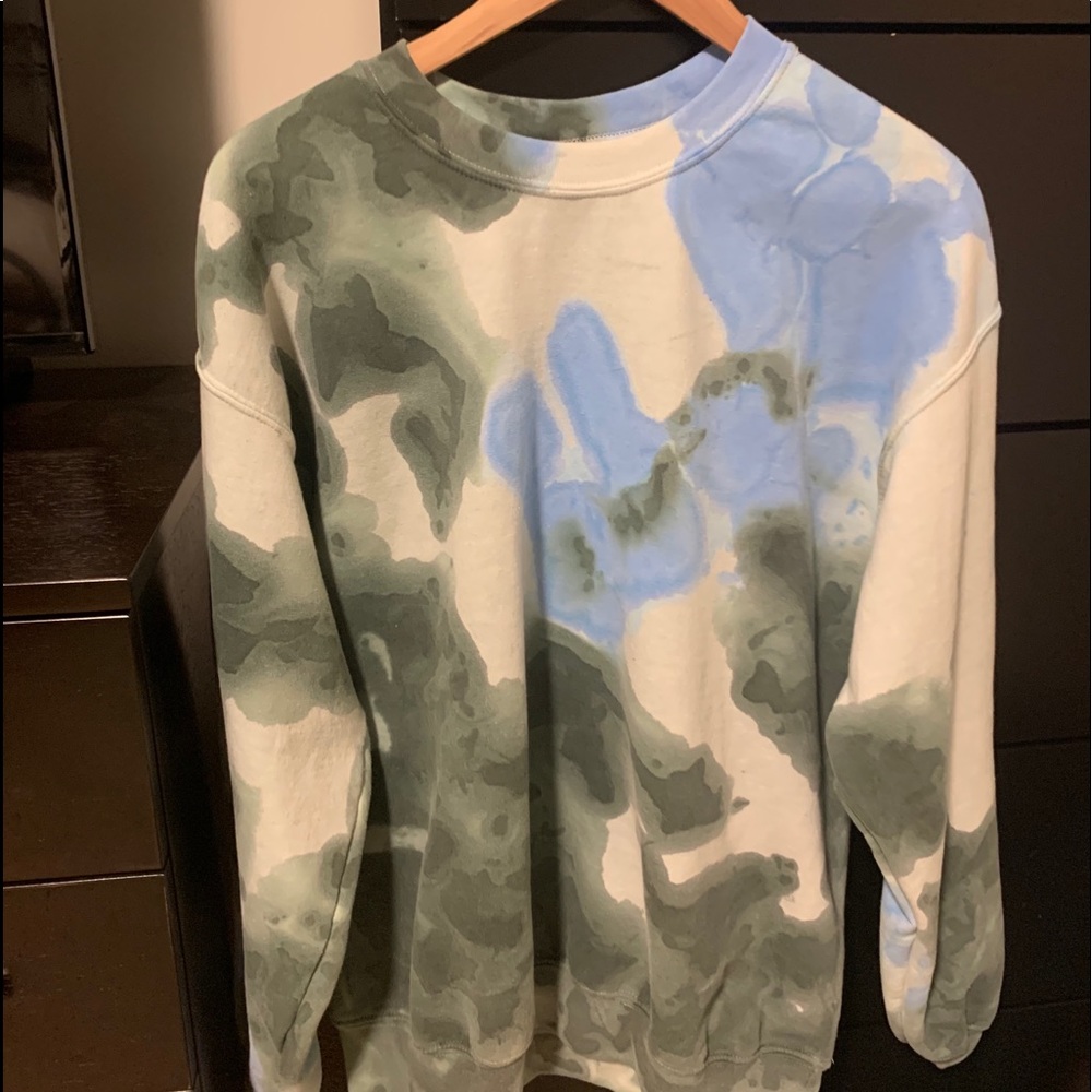Hand dyed crewneck!
